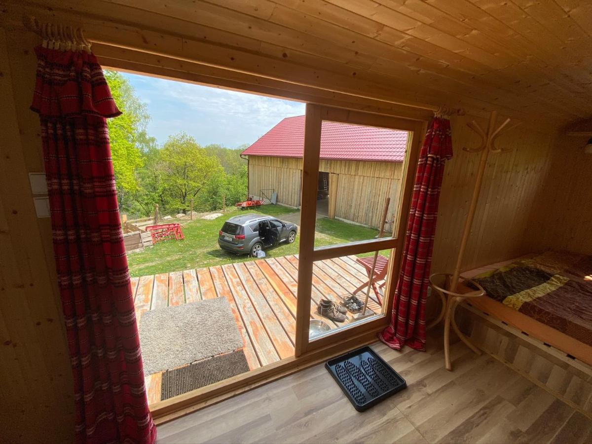 Maringotka Na Samote Na Kozi Farme Hotell Pobezovice Exteriör bild